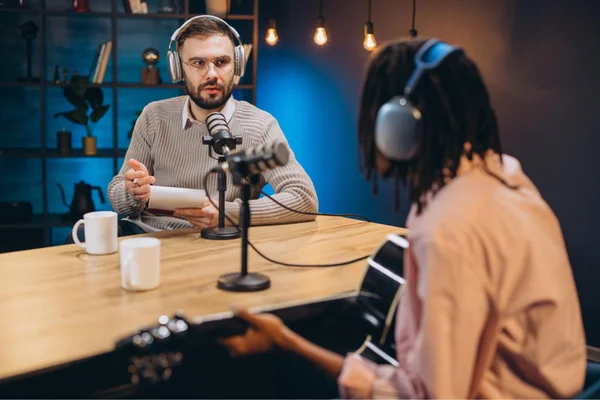 Best podcast studio in Abu Dhabi for professional podcast production